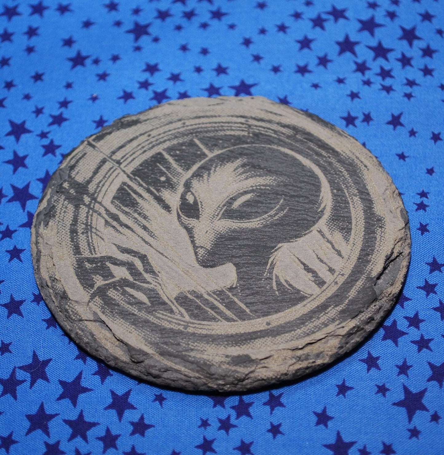 Alien Slate Coasters – Set of 2 Round Engraved Stone Drink Coasters